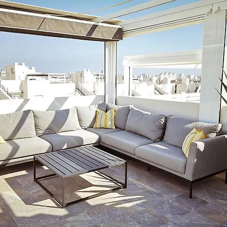 Apartment Black Sun. Modern Penthouse In Torrevieja