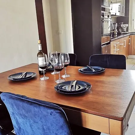 Appartement Black Sun. Modern Penthouse In *