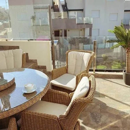 Black Sun. Modern Penthouse In * トレビエハ
