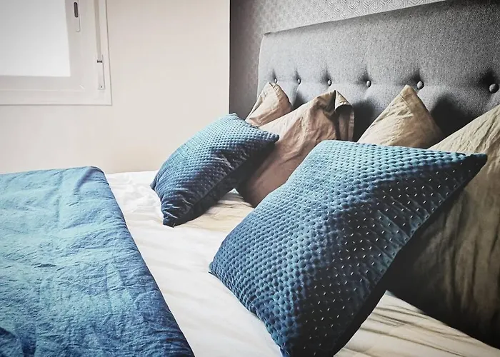 Black Sun. Modern Penthouse In