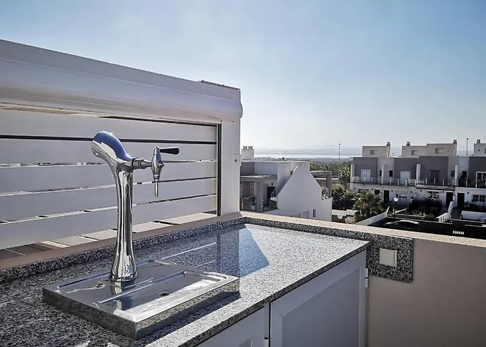 Black Sun. Modern Penthouse In Apartment